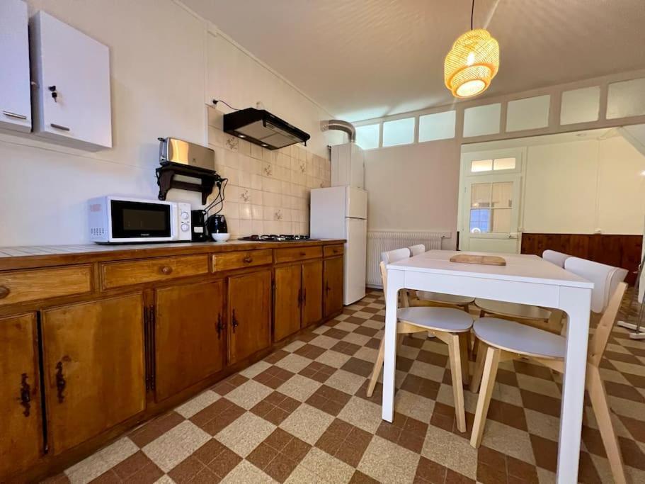 La Maison De Jean-Pierre  Devecey Bagian luar foto