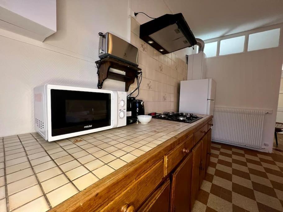 La Maison De Jean-Pierre  Devecey Bagian luar foto
